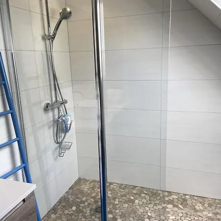 Et Campagne, Maison Entourée D'un Jardin Privé