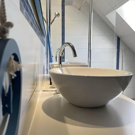 Et Campagne, Maison Entourée D'un Jardin Privé Hébergement de vacances